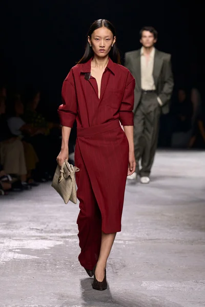 Look 2